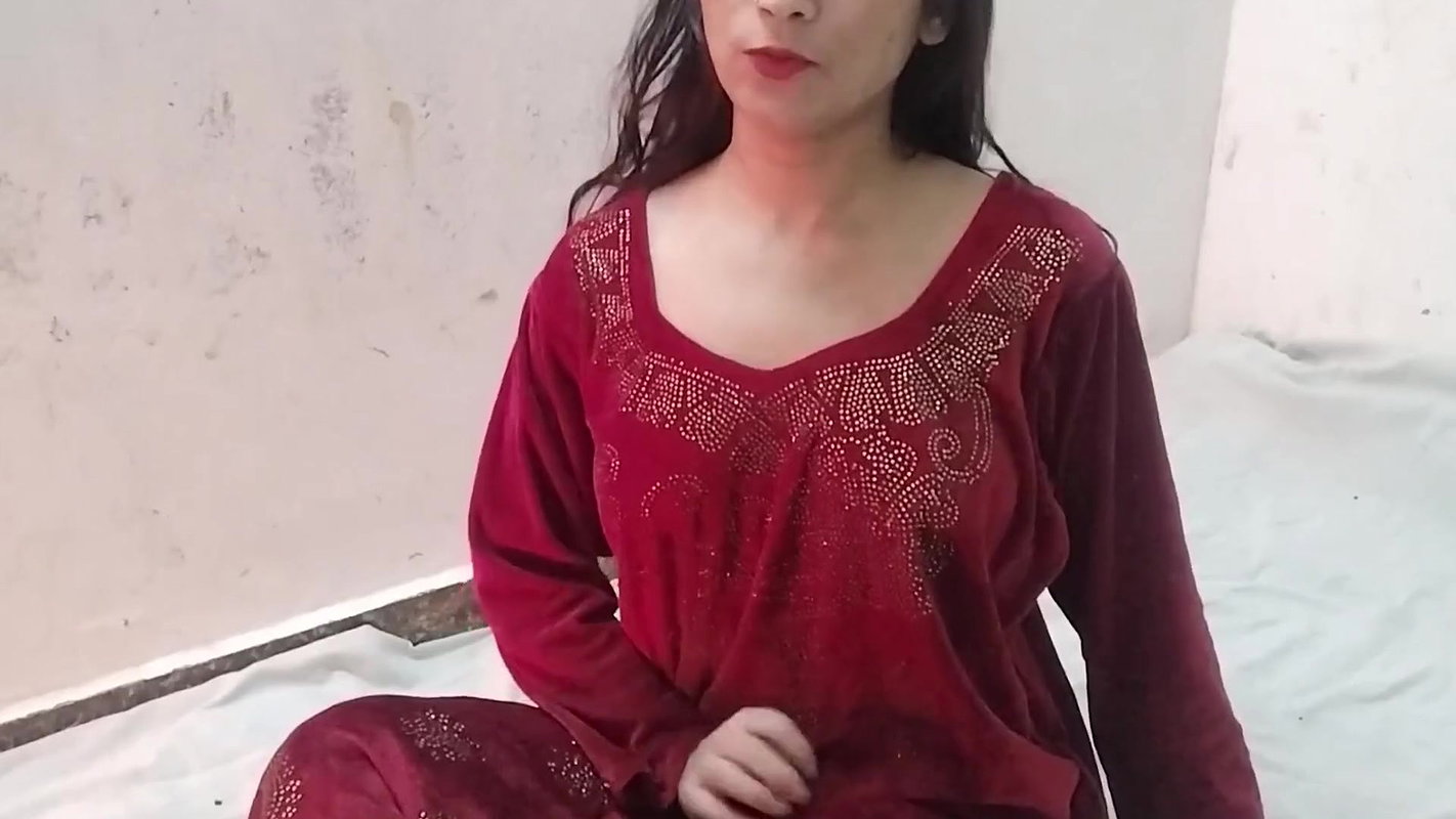 Cute Muslim girl step brother ne chut mari