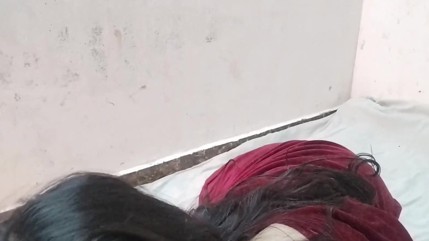 Cute Muslim girl step brother ne chut mari