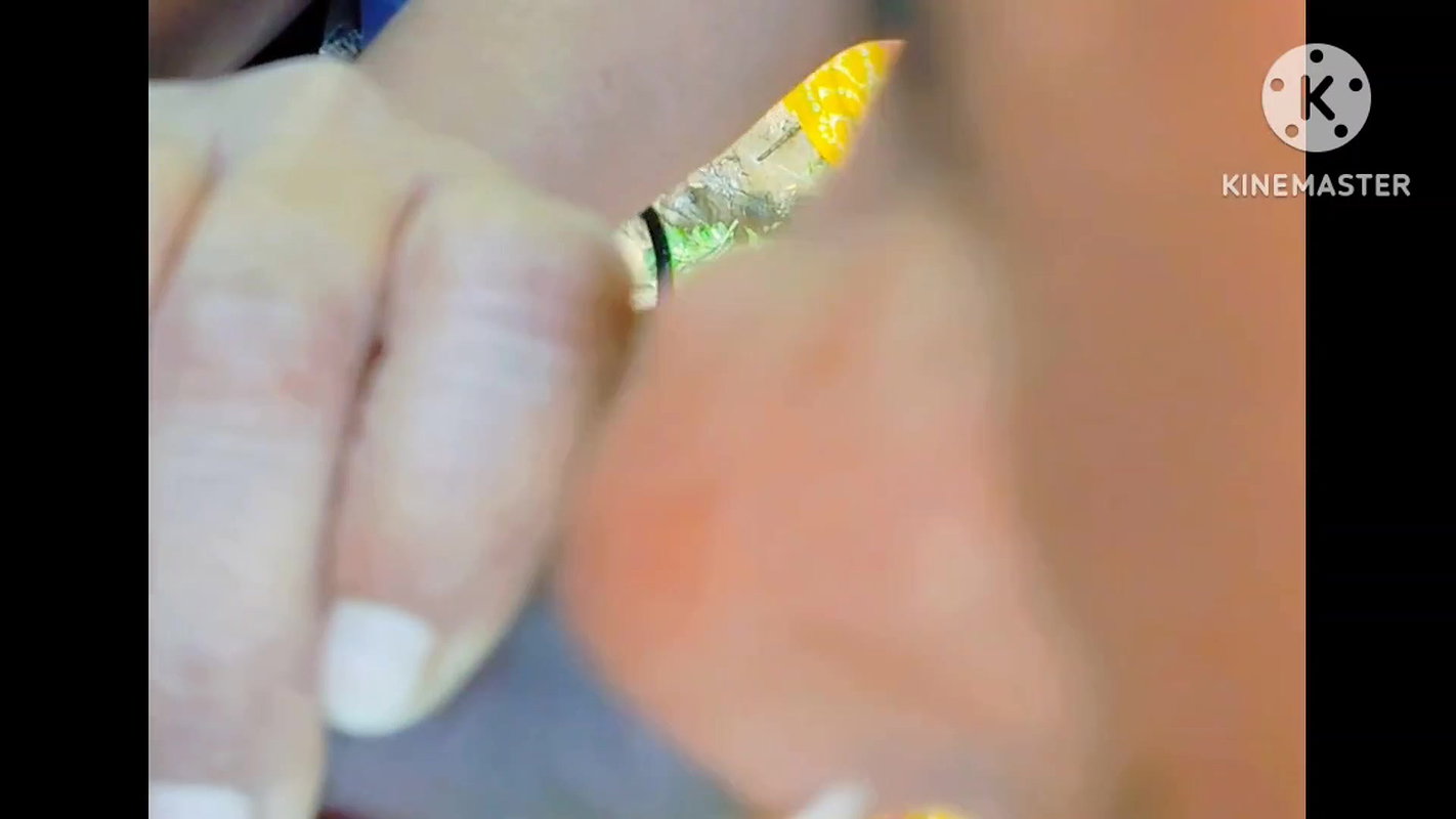 Desi girl friend sucked land in mustard field