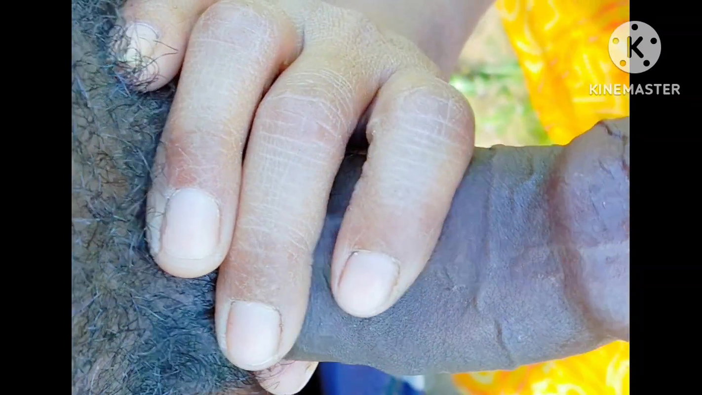 Desi girl friend sucked land in mustard field