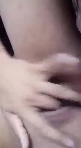 Bangladeshi Cute Village Girl Fingering