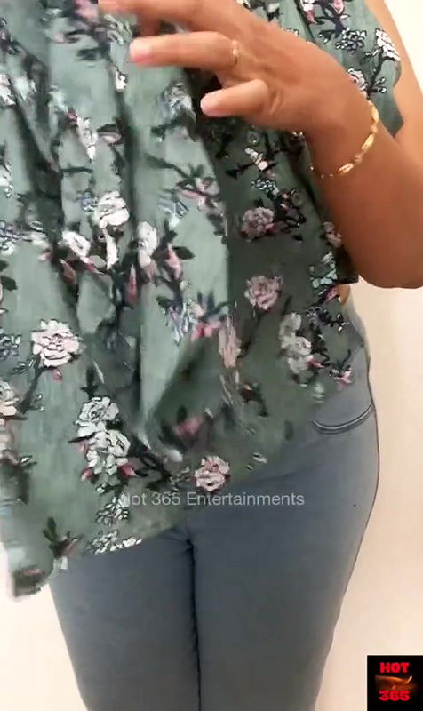 Under Boobs when changing the clothes  Sexy Desi Bra Show