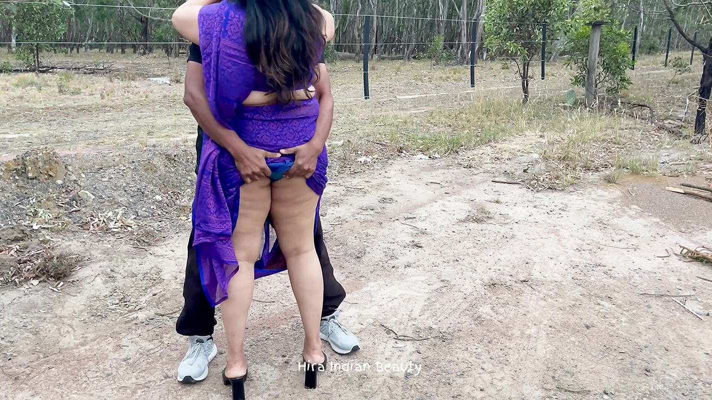 Sexy Indian Couple Romance in Outdoor – Saree Sex – Saree Stripped Off and Ass Spanked