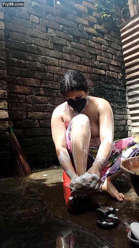 Bathing scene with peeing of a beautiful village sexy girl