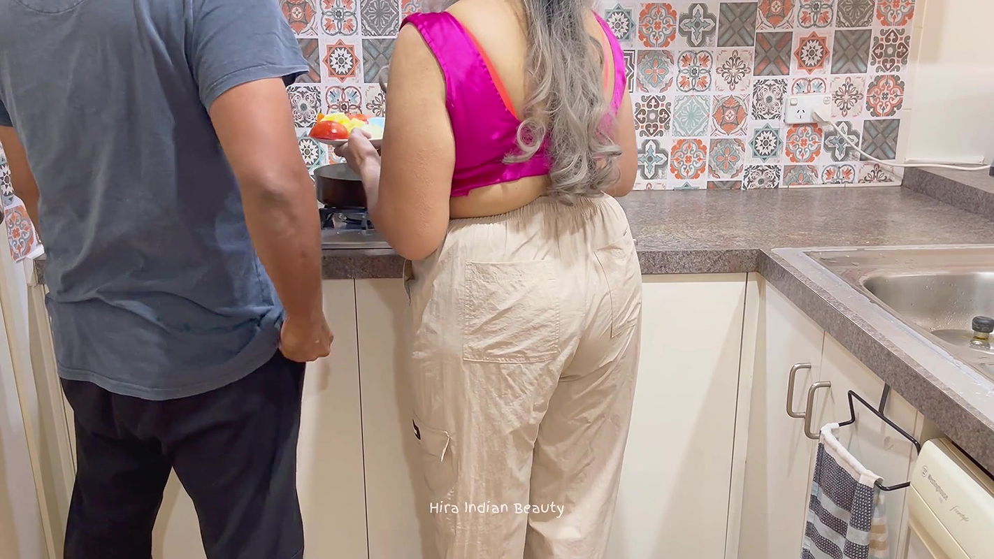 Romantic Affair of Mother-In-Law with Son-In-Law when daughter is away – Teaches Cooking