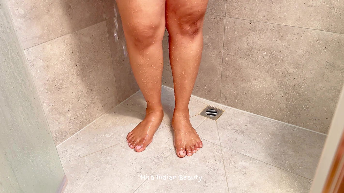 Pussy Washing – Beautiful Thick Step Mom Taking Shower – Big Ass Shaking, Bra & Panty Flaunt