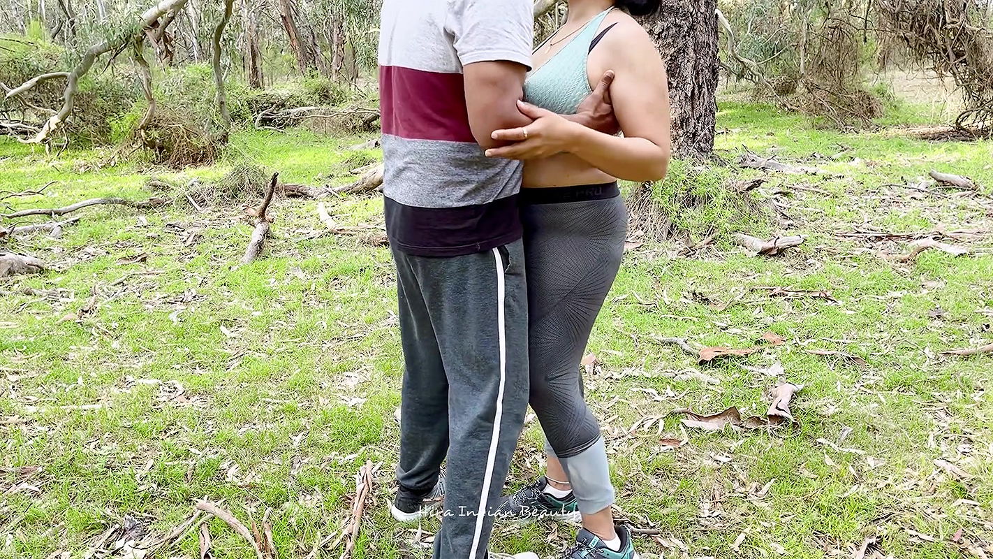 Indian Wife Cheating Hubsnad – Outdoor Romance – Big Ass Spanked, fingered and Tits Played