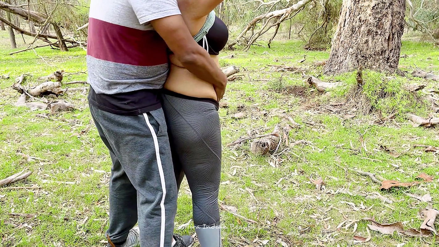 Indian Wife Cheating Hubsnad – Outdoor Romance – Big Ass Spanked, fingered and Tits Played