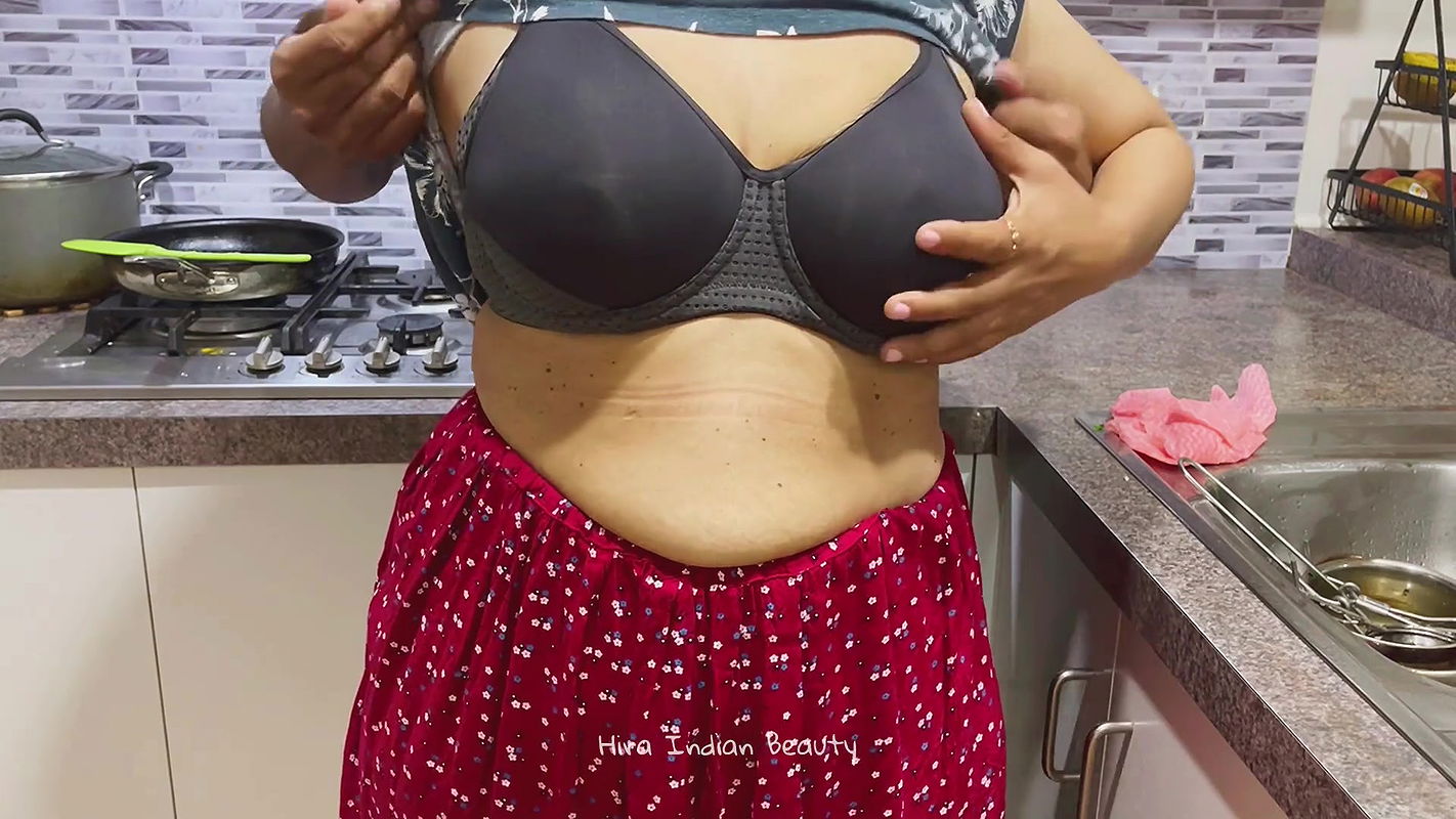 Indian Maid Enjoying with her Boss – Moaning Sex – Standing Pussy Eating – Boobs Press