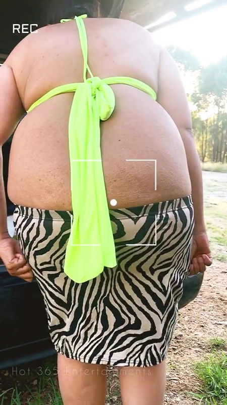 Hot Busty Gurl got caught naked Butt while changing dress in the Outdoor