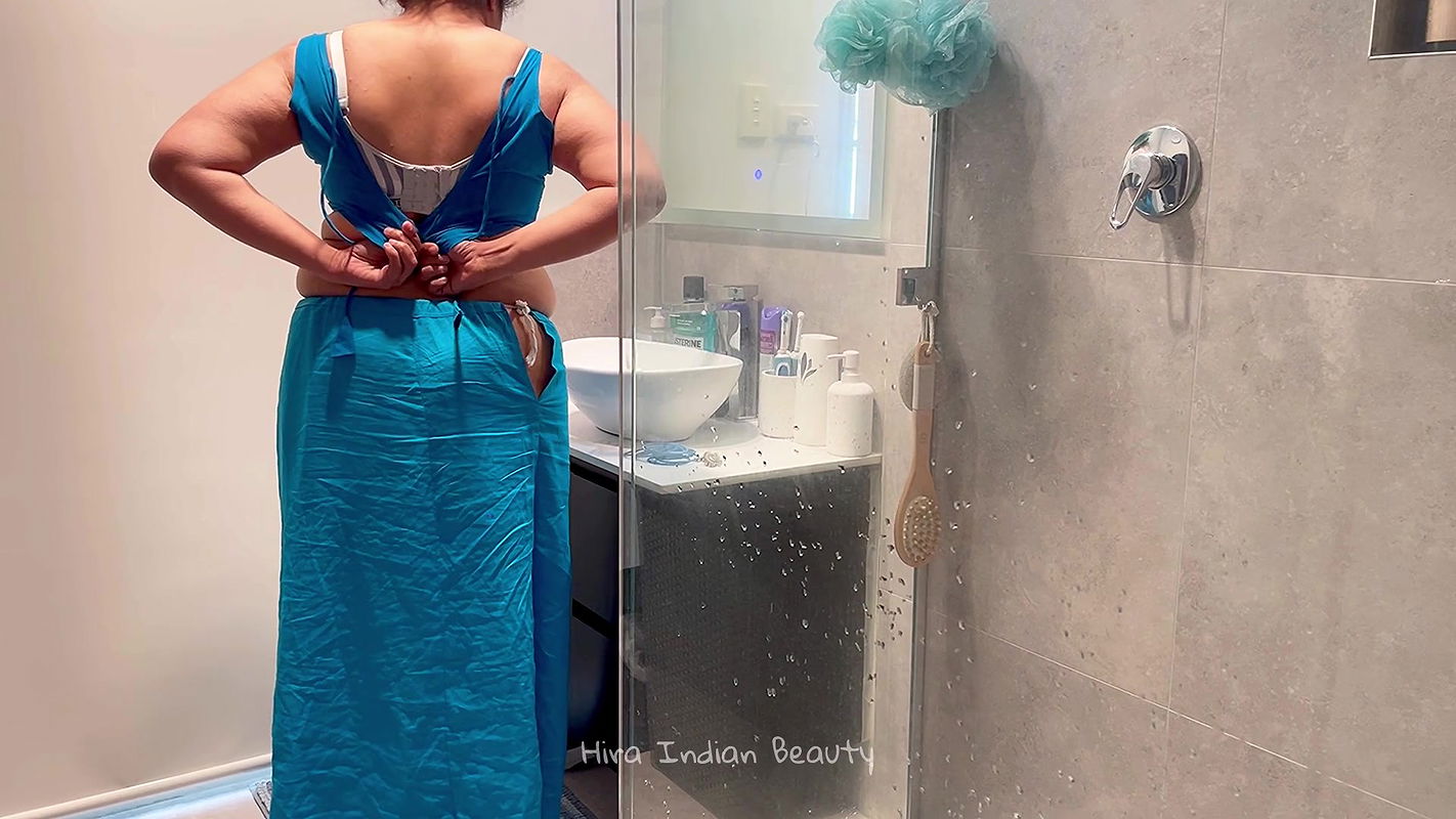 Beautiful Indian Couple – Hot Desi Wife in Saree Making Love in Shower – Saree Sex in Bathroom