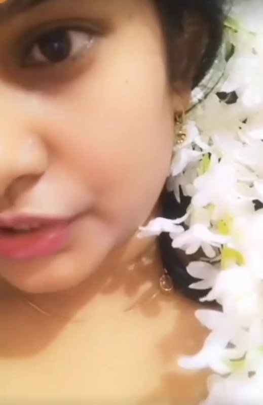 Bangladeshi Girl Showing