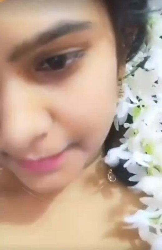 Bangladeshi Girl Showing