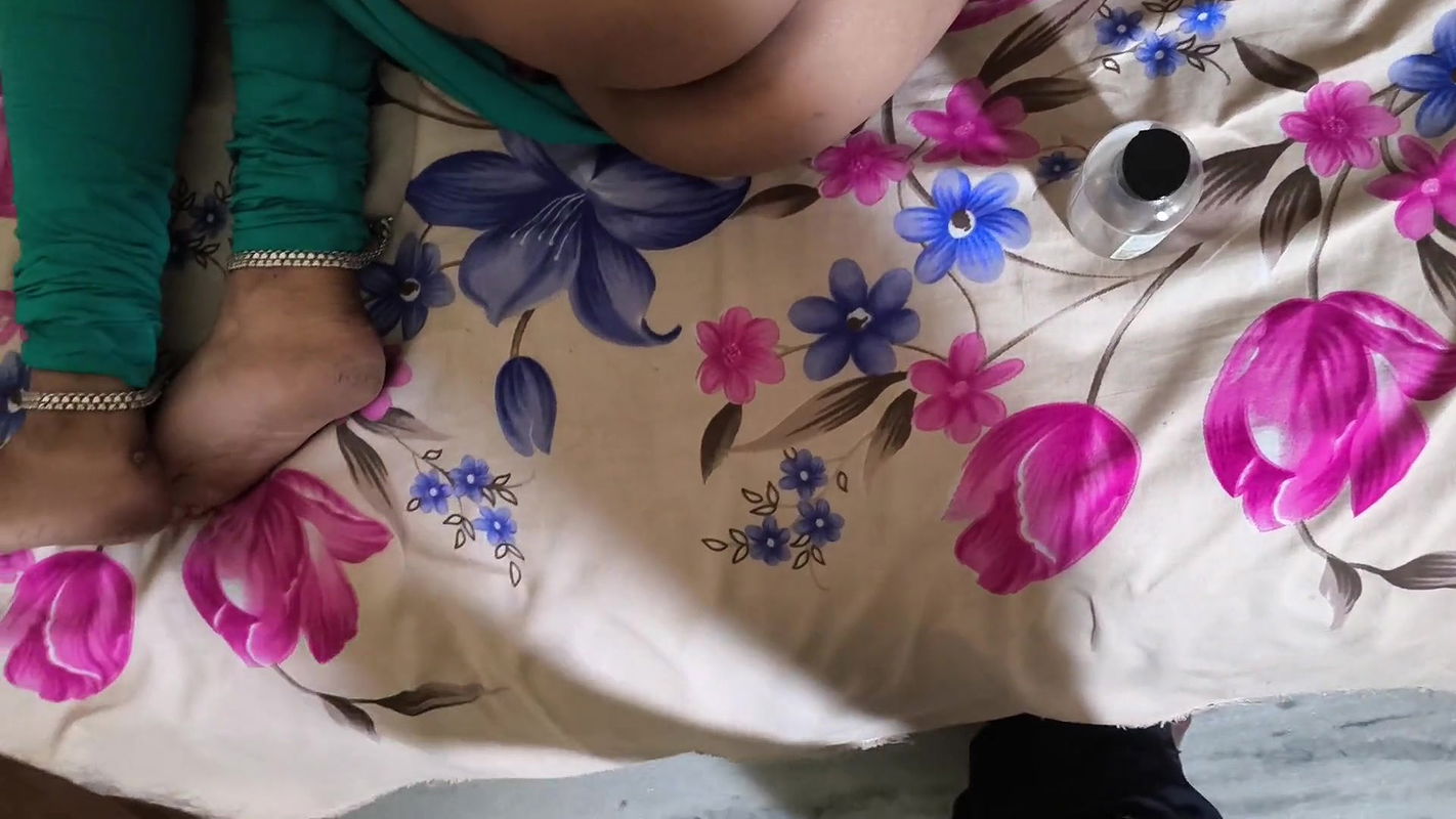 Hot indian girl fuking very hard by boyfriend