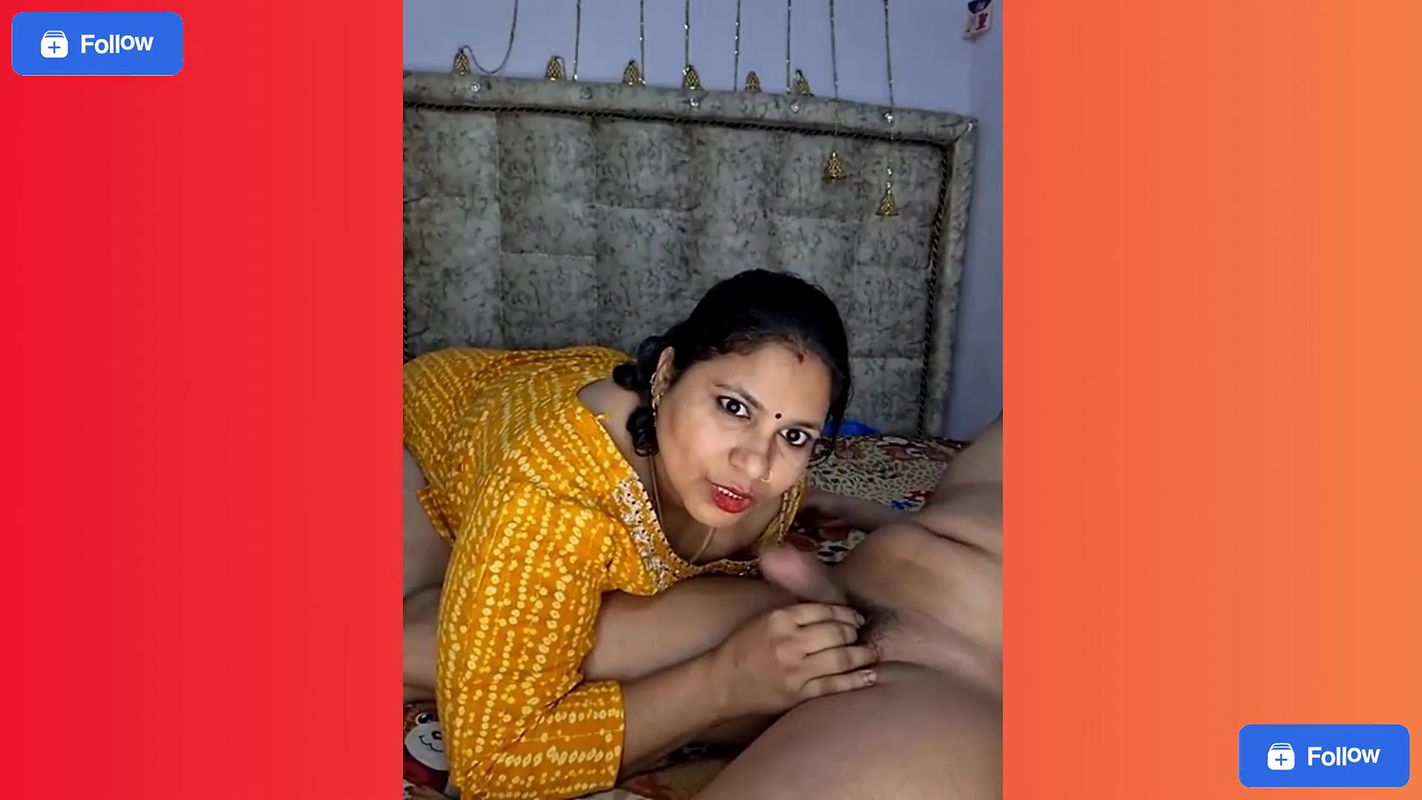 Indian Boss Fuck Employee In the office with other for promotions p2