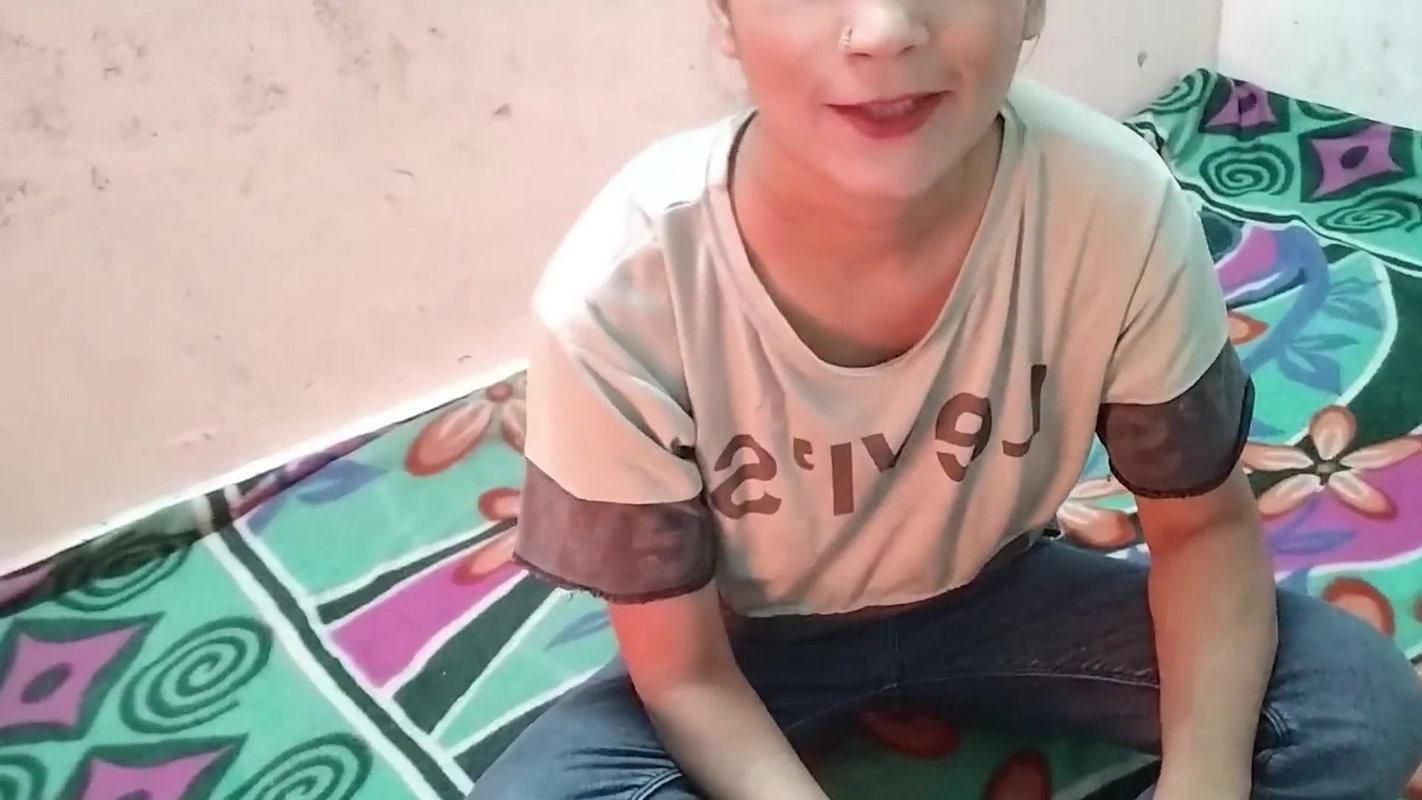 Mother in law ko galti se pakad ke jabar dasti pela