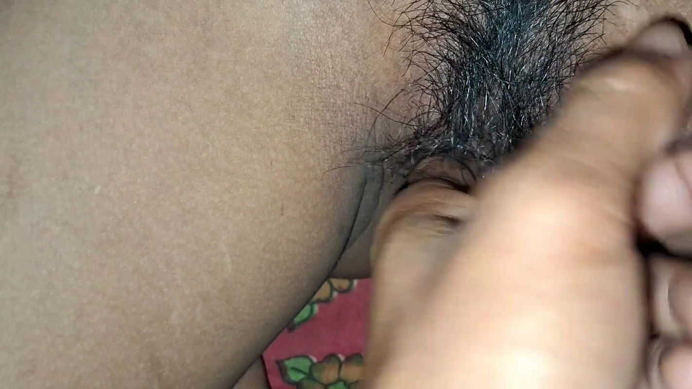 Pussy Finger put woman sexy video