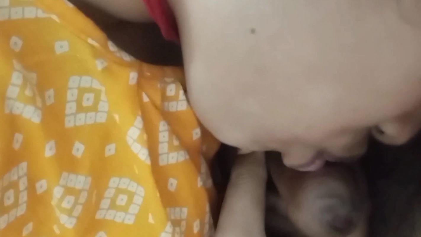 Sexy 18+ Girl very very tight pusi horny fuck her class friend