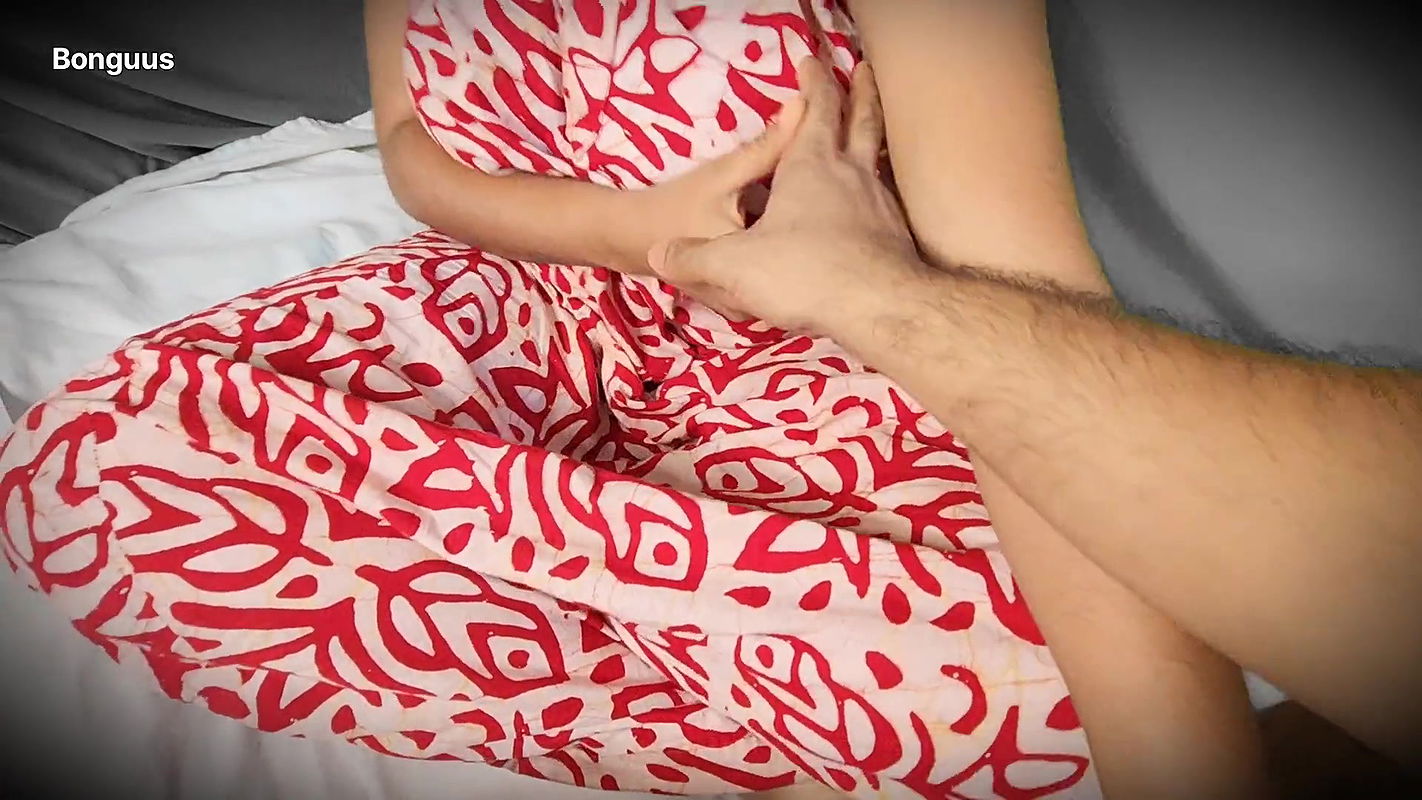 Sister-in-law was alone at home then I entered in the Room