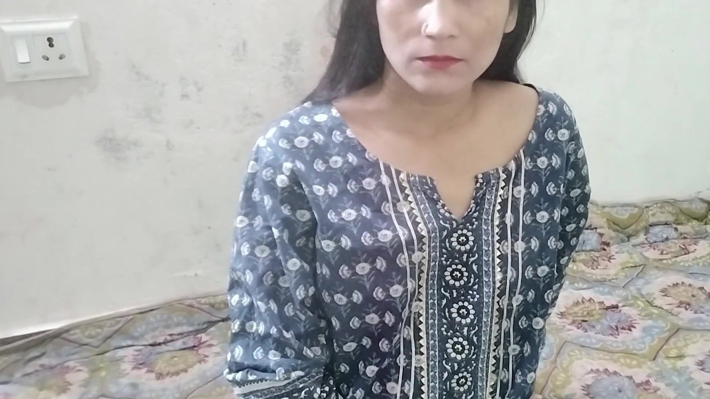 Step sister ke sath Sex karte hue bhabhi ne dekh liya