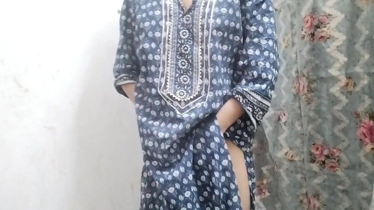 Step sister ko nanga kar diya fir choda