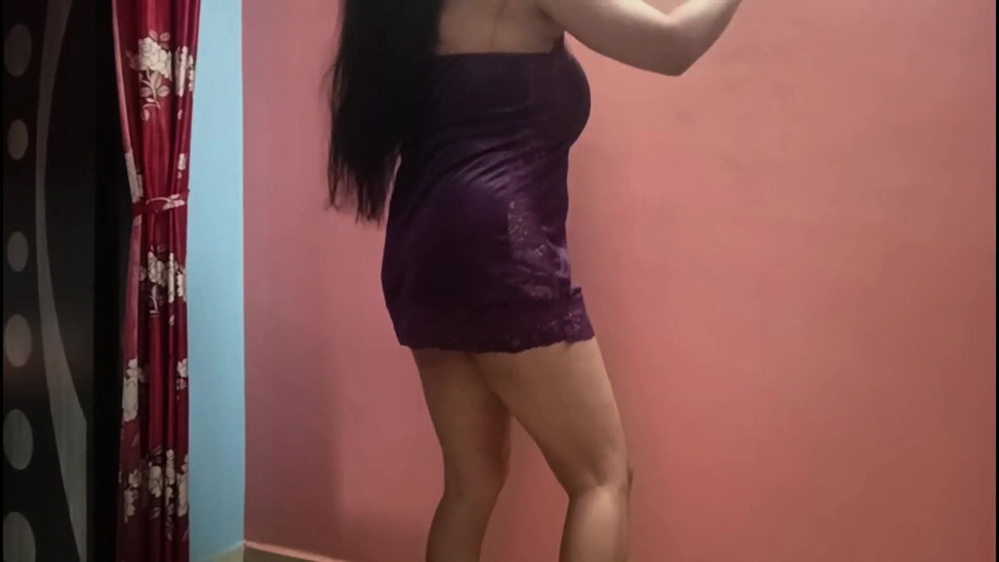 Village MILF Pallavi Gets Naughty in Kitchen, Solo Fingering with Squirting & Anal Masturbation