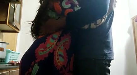 Bhabi devar hot kitchen scene hot kising hot video home