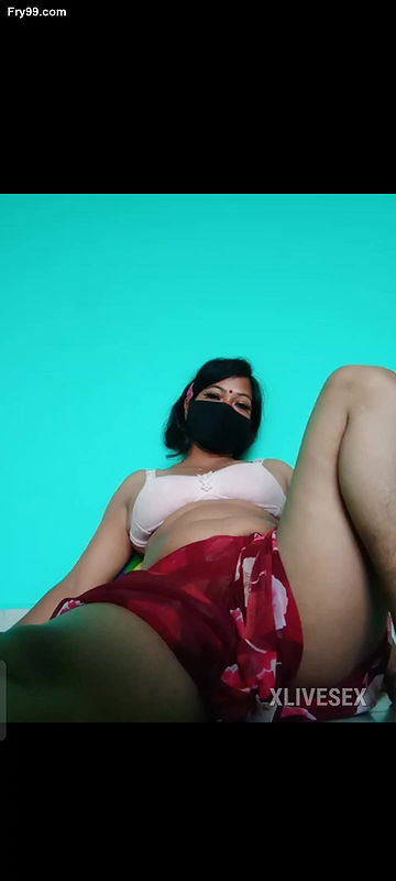 Desi Indian married aunty show