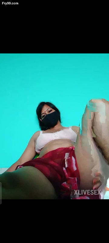 Desi Indian married aunty show