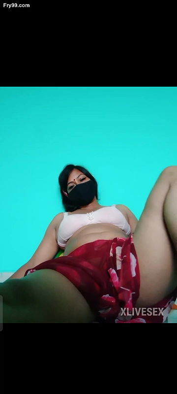 Desi Indian married aunty show