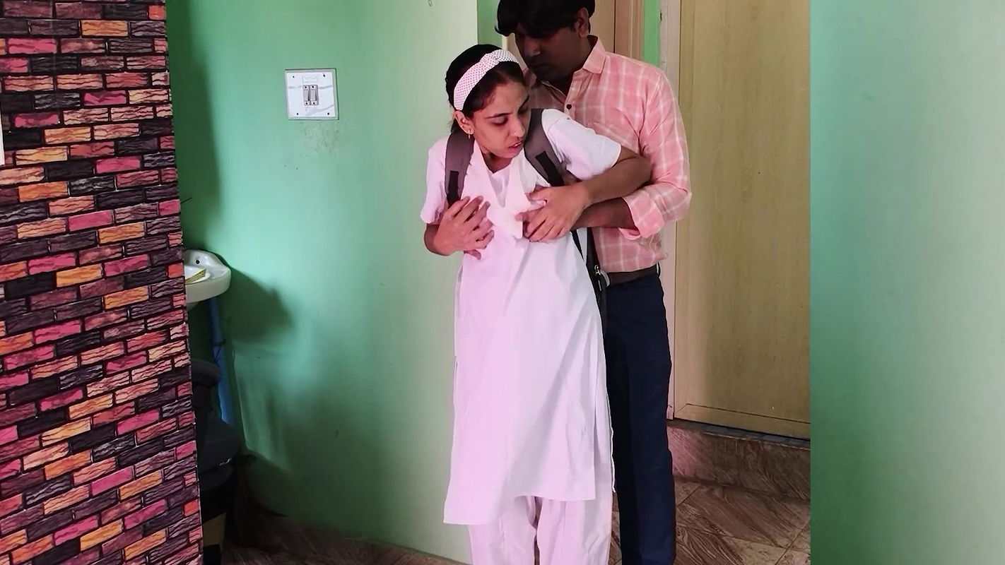 18 Year Old College Girl Gets Pussy Destroyed in Student Dorm