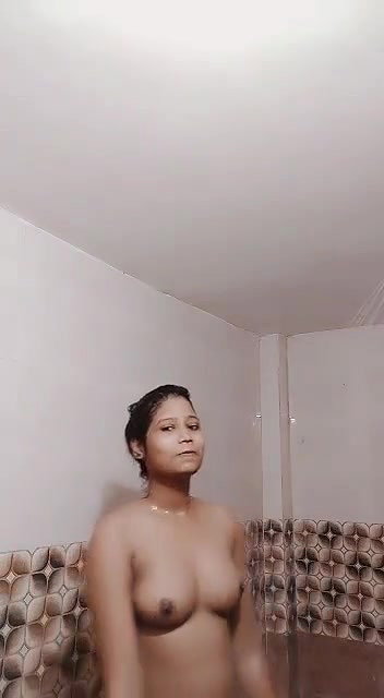 Desi Girl Bathing