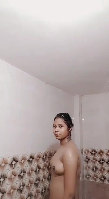 Desi Girl Bathing