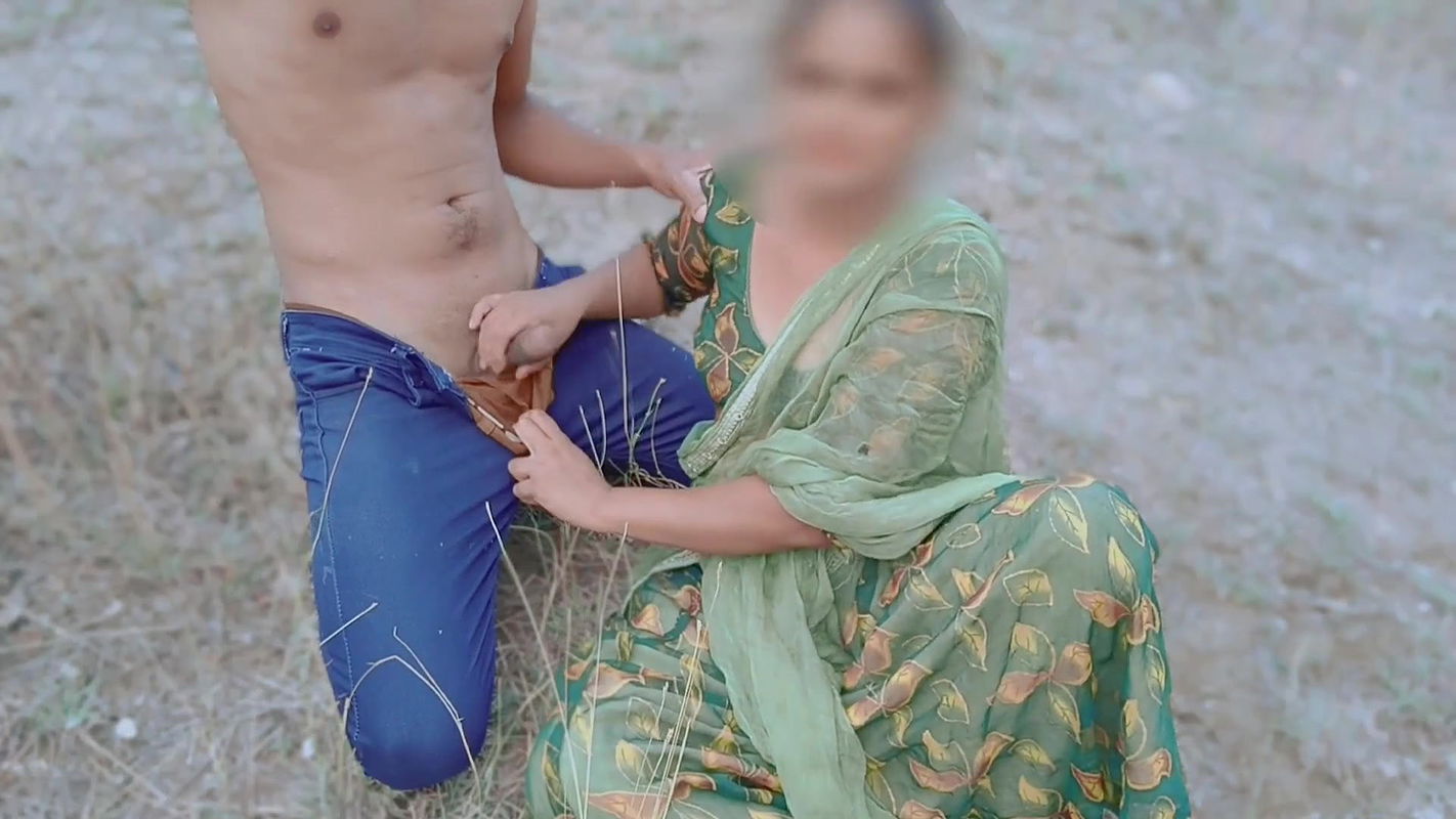 Stepsister Frist Time Jungle me mangal, beautiful Stepsister ki Tight pussy ki chudai in hindi audio