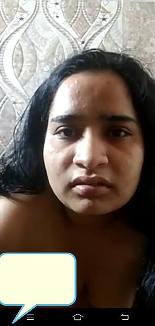 Desi girl showing