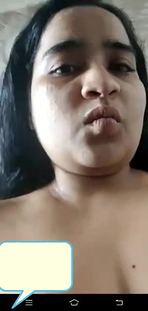 Desi girl showing