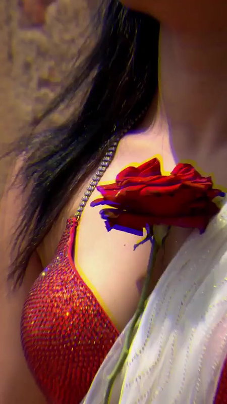 PAVI PADUKONE BABE SEXY BRA SAREE NAVEL SHOW