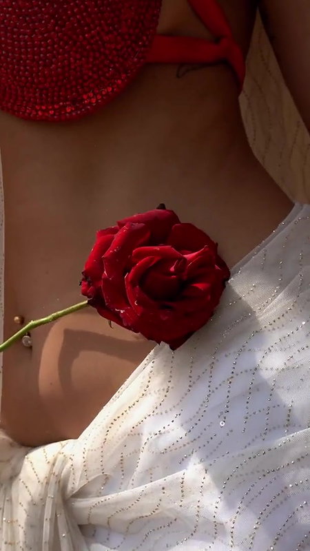 PAVI PADUKONE BABE SEXY BRA SAREE NAVEL SHOW