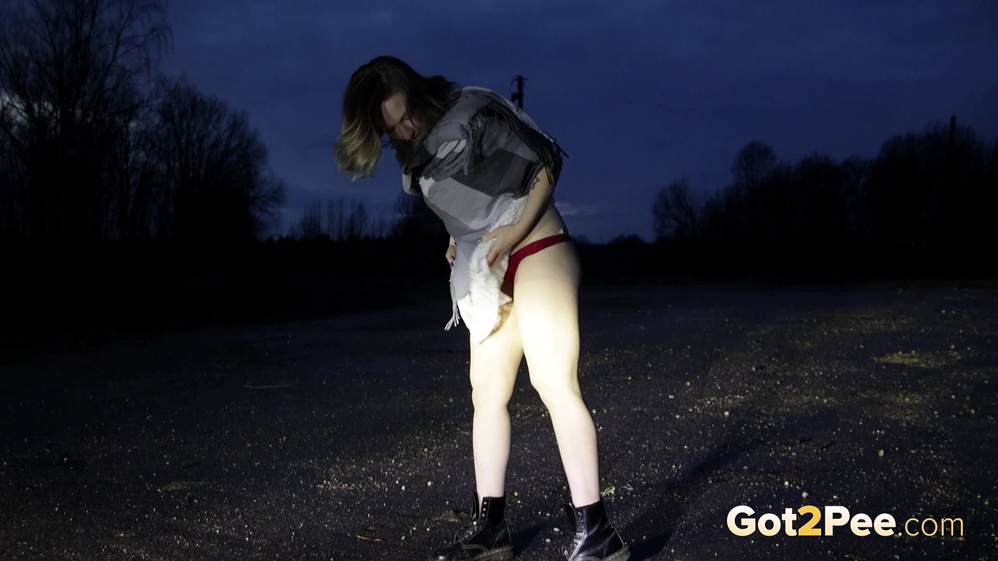 All Lights On Her 1080p Got2Pee