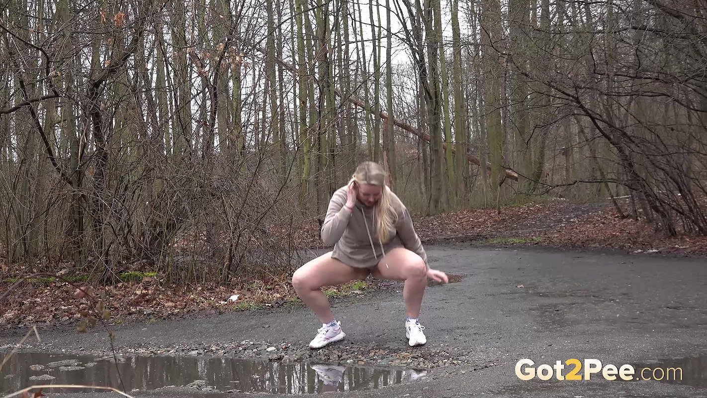 Blonde Babe Nikki Dream Squats And Pees In Puddle2 Got2pee