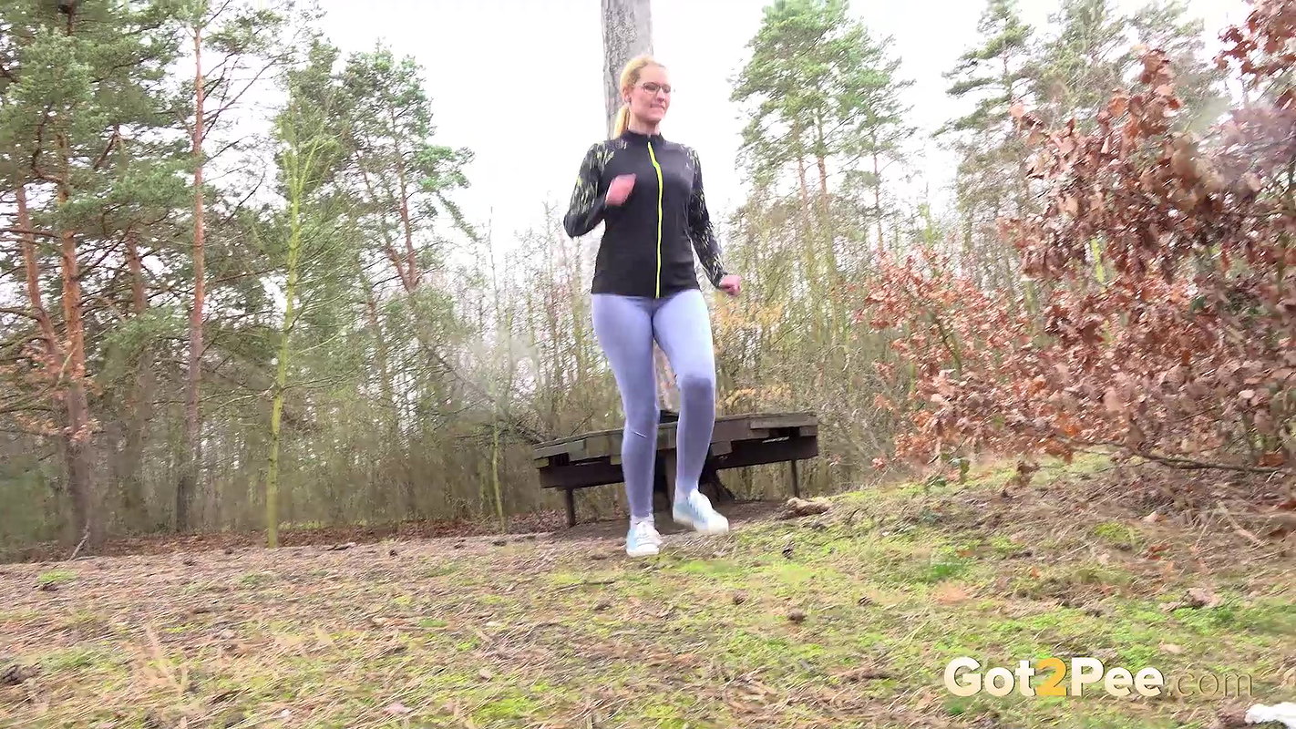 Blonde Hottie Delphine Pees Over The Ground Got2pee