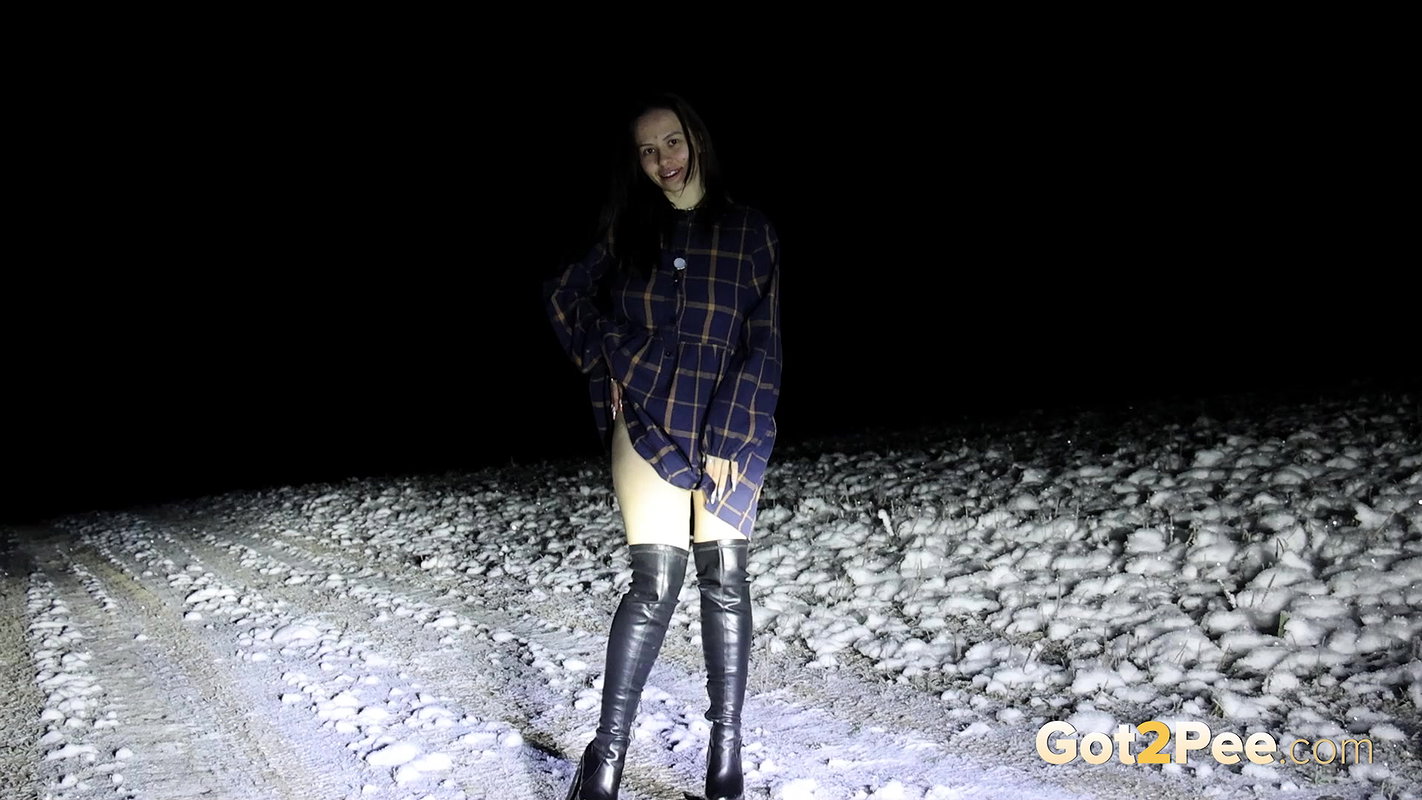 European Babe In Boots Stands And Pees In The Snow Got2pee