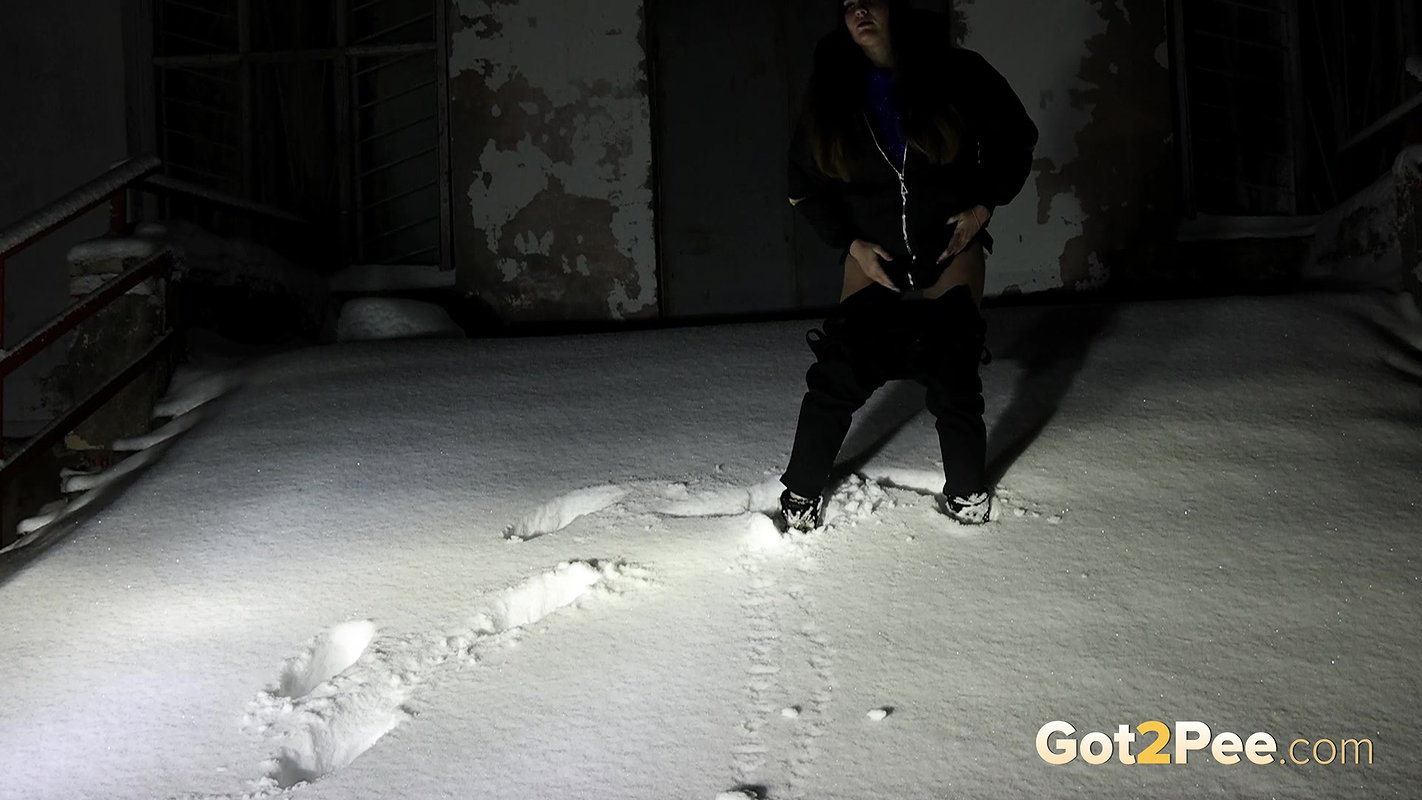 European Babe Squats In Deep Snow To Piss Got2pee
