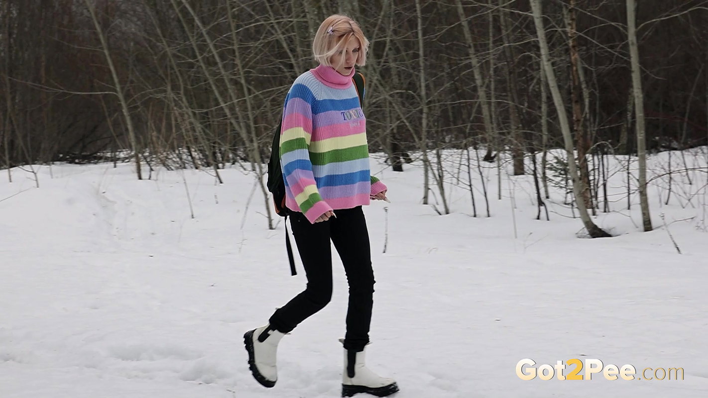 Finding The Spot 1080p Got2pee