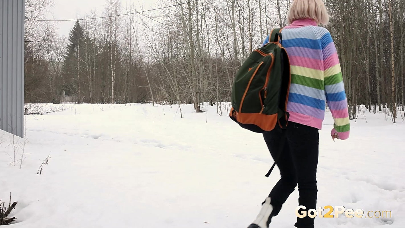 Finding The Spot 1080p Got2pee