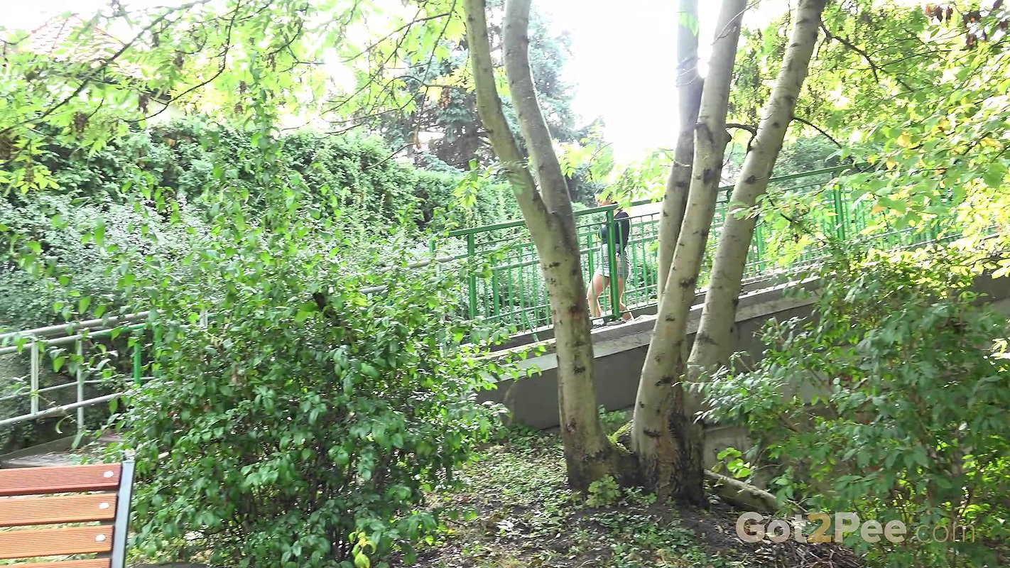 Flowing Down 1080p Got2pee