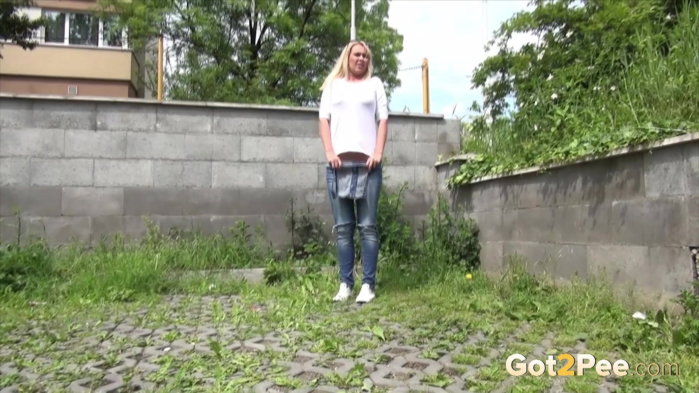 Gushing 1080p Got2pee Com