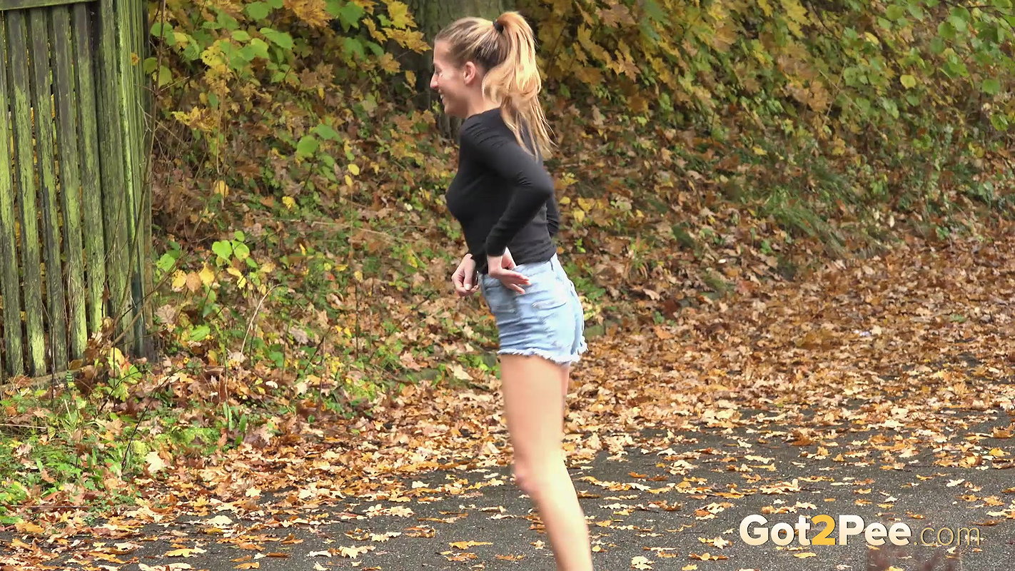 Gushing 1080p Got2Pee mp4