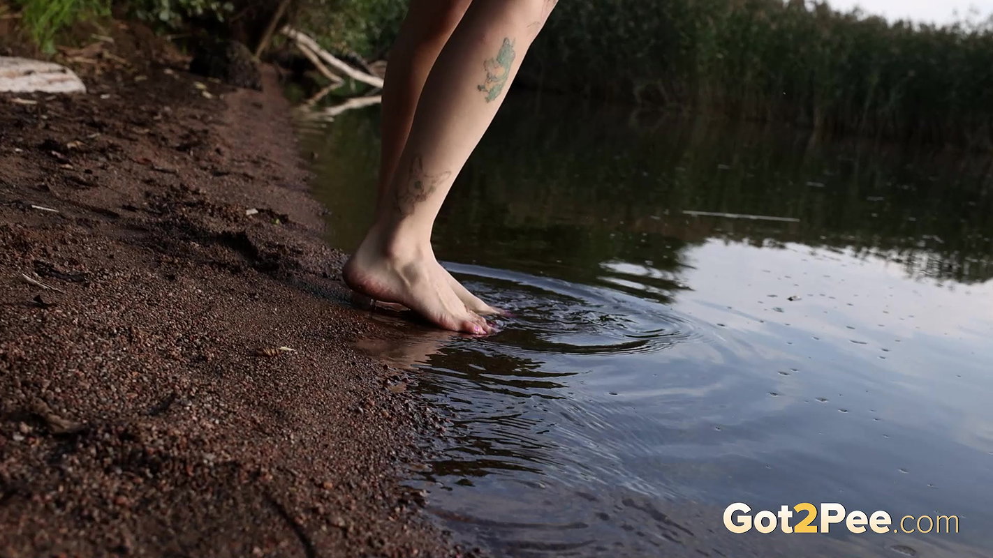 Hot Blonde Bends Over And Pees On The Grass Got2pee