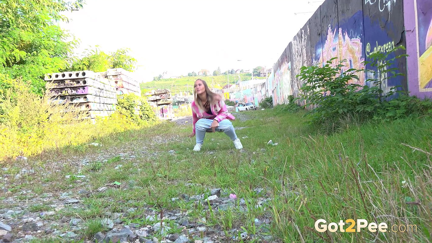 In The Distance 1080p Got2Pee Com